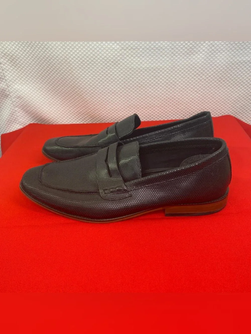 ): Steve Madden P-Ancher Black Textured Penny Loafers Size 11D